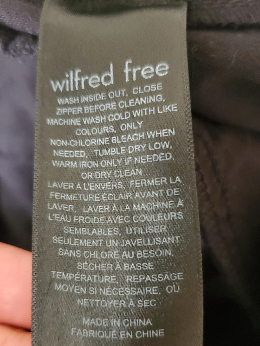 Aritzia WILFRED FREE Picture Cargo Pant Black Wide Leg Sz 0